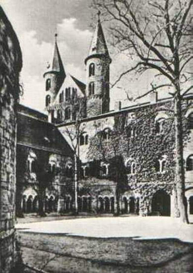 Kloster Unser Lieben Frauen (Archiv Chronik)