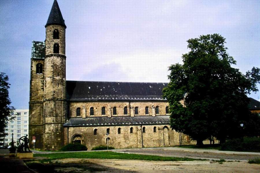 Kloster Unser Lieben Frauen (altes Dia, Archiv Chronik)