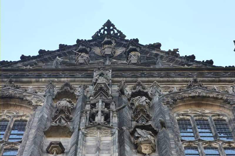 Westfassade des Magdeburger Doms (Archiv Chronik)