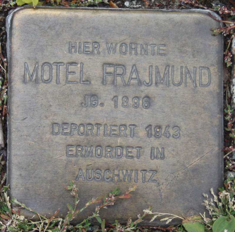 Stolperstein für Motel Frajmund (Archiv Chronik)